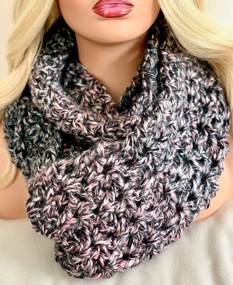 Read more about the article The Top Best Fashionable Scarf Brands in the World you can not miss!